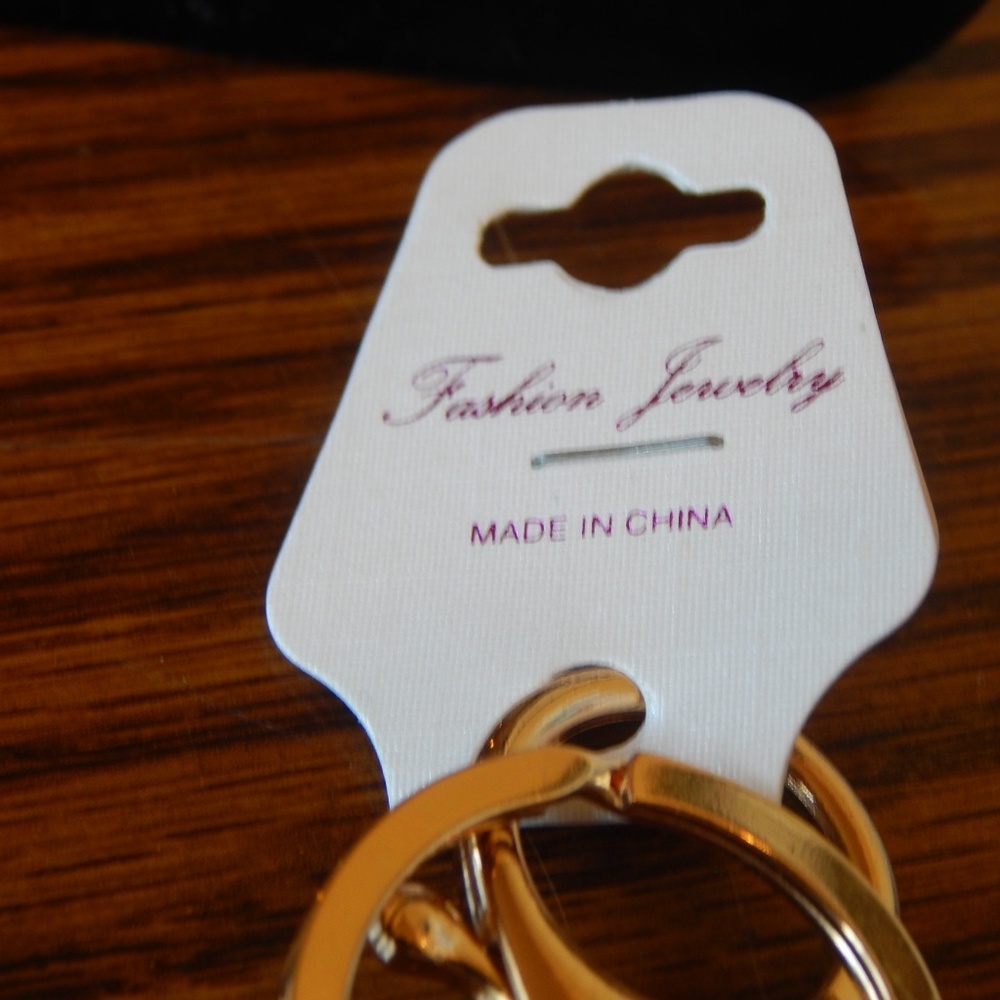 Fashion Jewelry Cat Key Chain/Holder - Picture 5 of 8